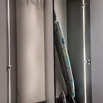 Wola Tower 아파트 *