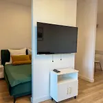 Wola Tower 아파트 바르샤바