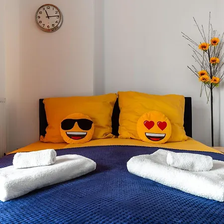 Wola Tower Apartman