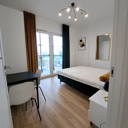 Wola Tower * ורשה