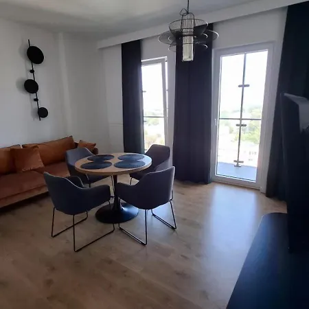 Wola Tower Apartman