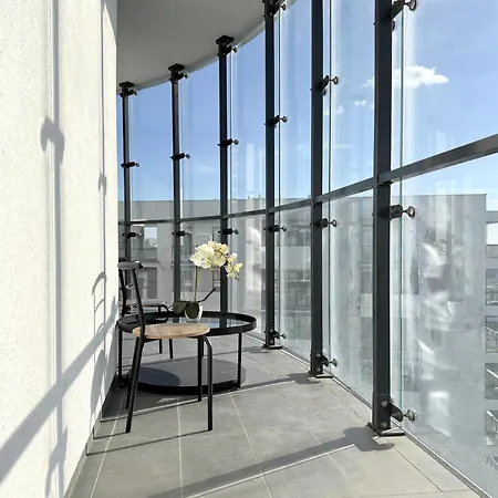 Wola Tower شقة وارسو