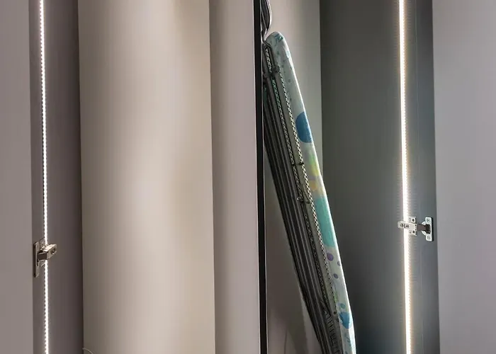 Wola Tower Apartment *